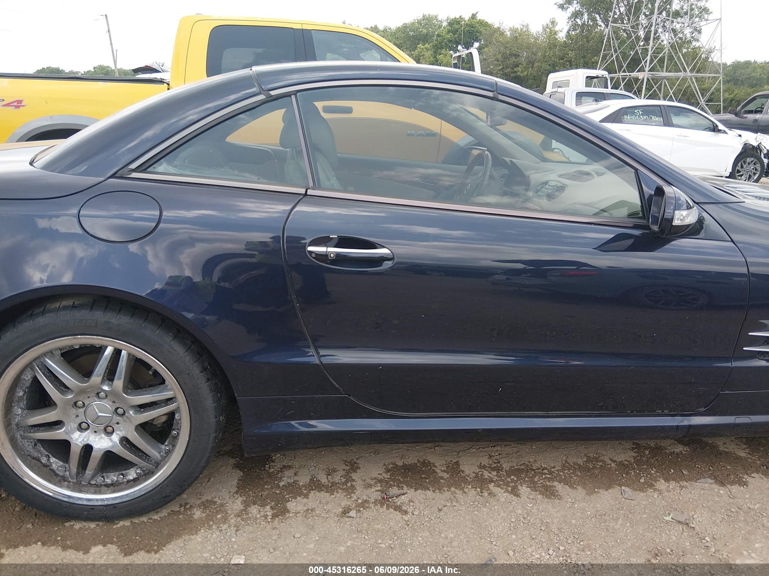 2003 Mercedes-benz Sl 500 Navy vin: WDBSK75F73F022991