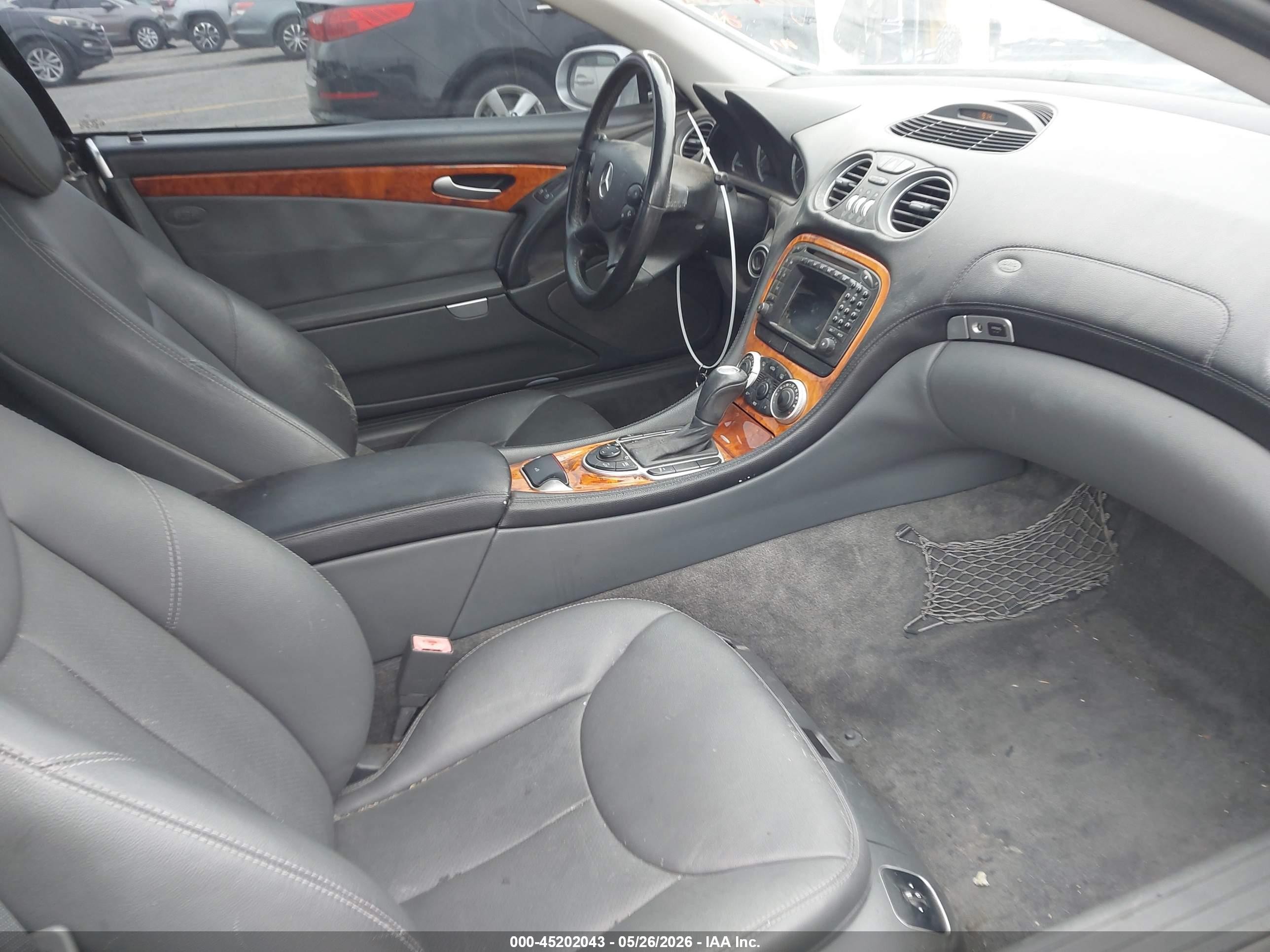 2003 Mercedes-benz Sl 500   Silver vin: WDBSK75F73F027771