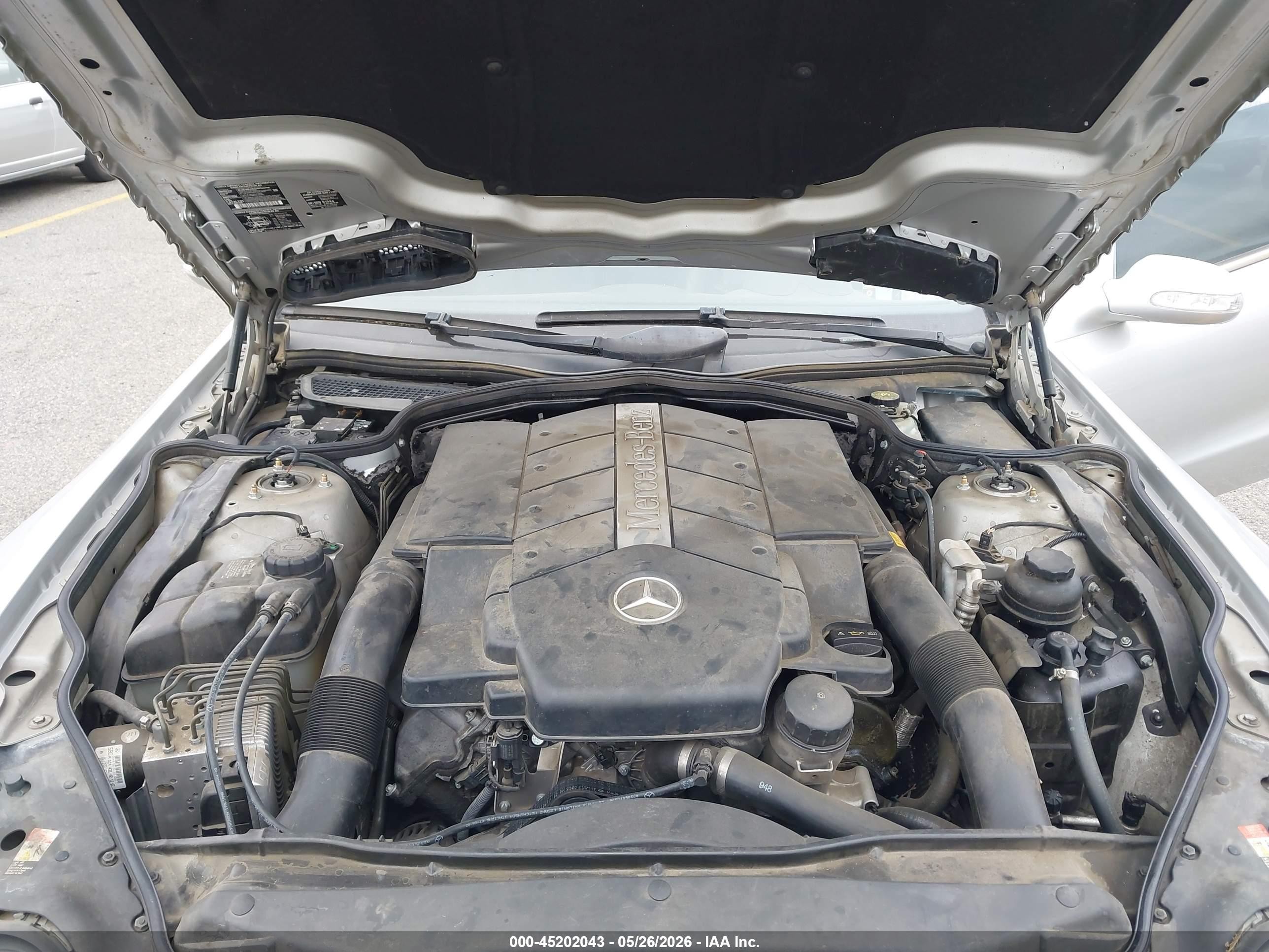 2003 Mercedes-benz Sl 500   Silver vin: WDBSK75F73F027771