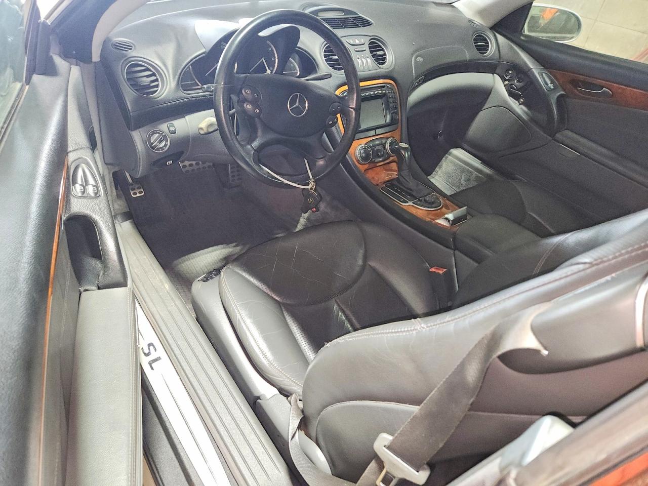 2004 Mercedes-benz Sl 500 Silver vin: WDBSK75F74F070251