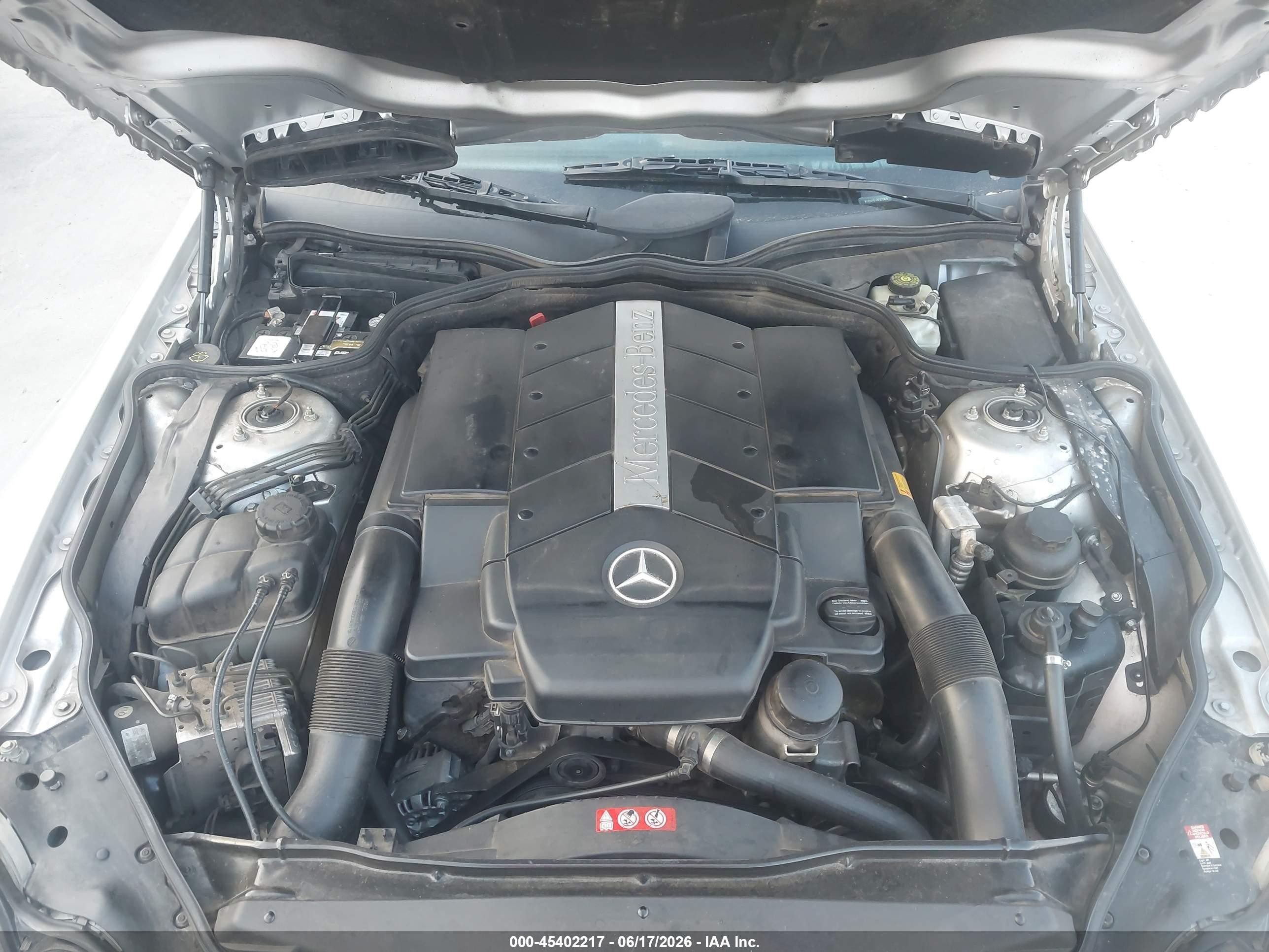 2004 Mercedes-benz Sl 500   Silver vin: WDBSK75F74F078429