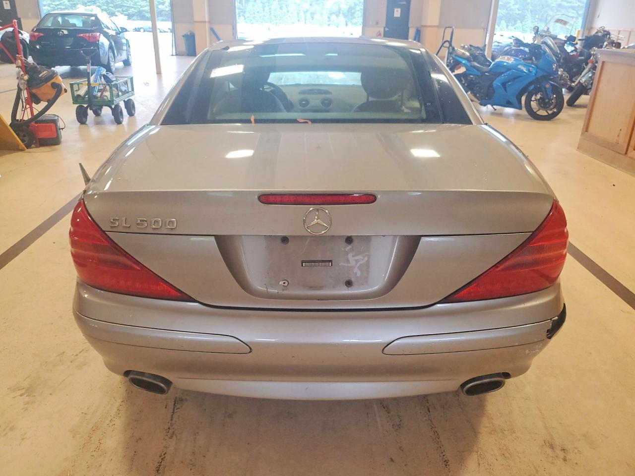 2005 Mercedes-benz Sl 500 Silver vin: WDBSK75F75F092834