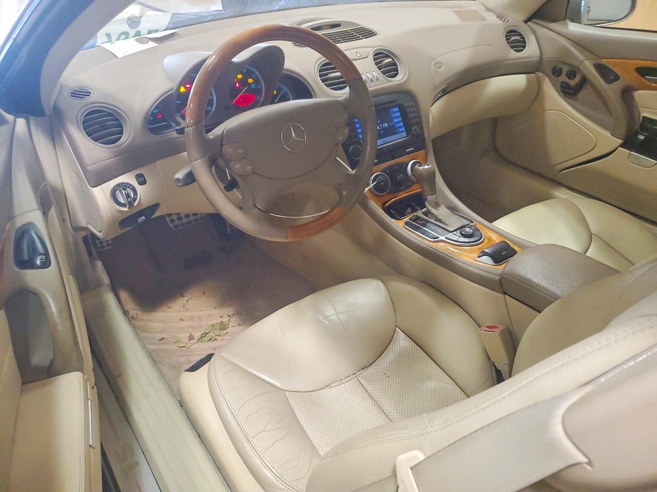 2005 Mercedes-benz Sl 500 Silver vin: WDBSK75F75F092834