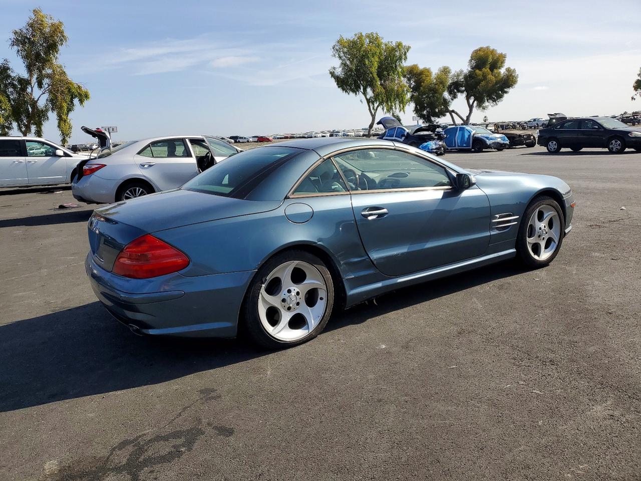 2005 Mercedes-benz Sl 500 Teal vin: WDBSK75F75F095622