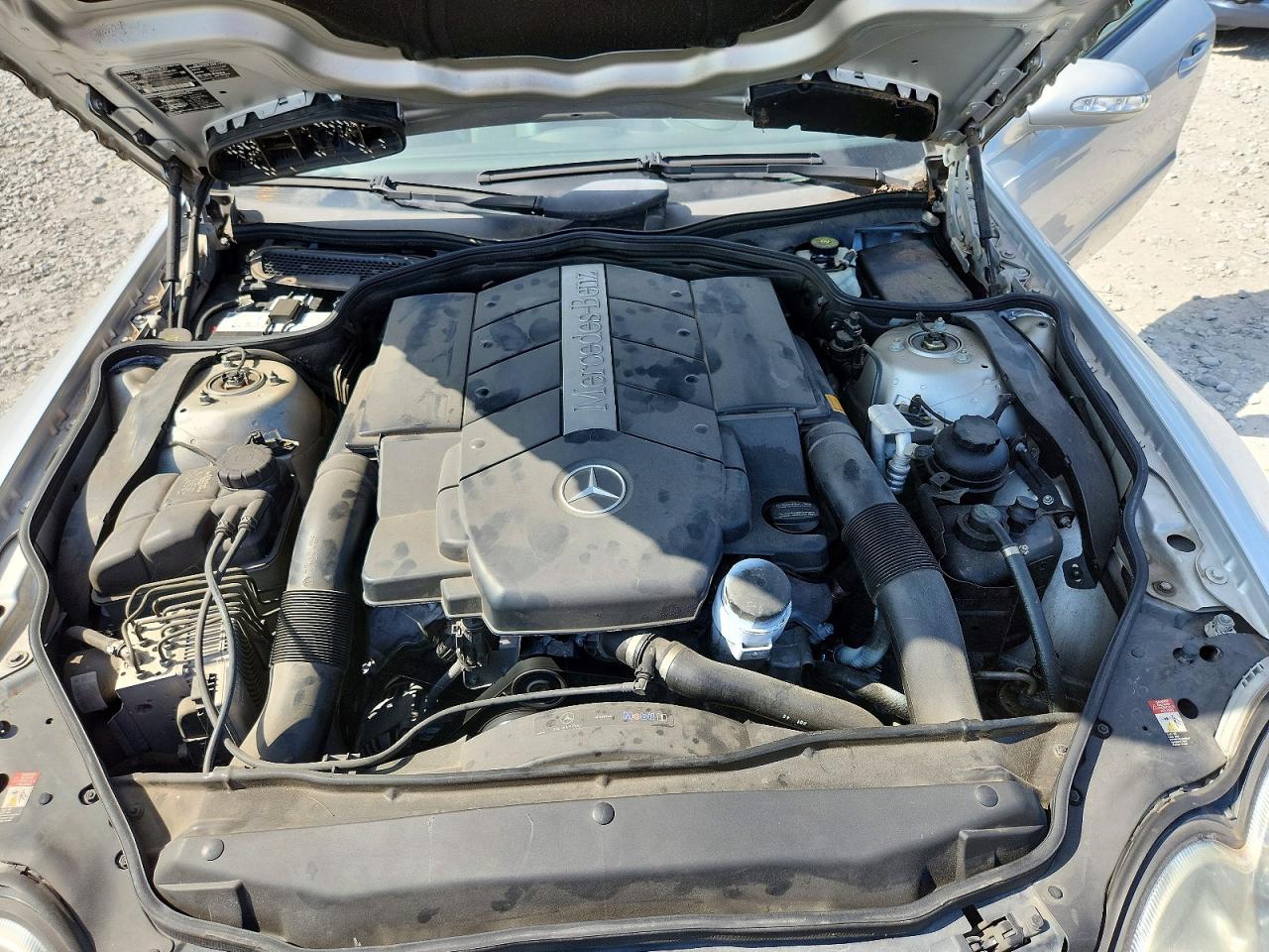 2003 Mercedes-benz Sl 500r Серебряный vin: WDBSK75F83F033935