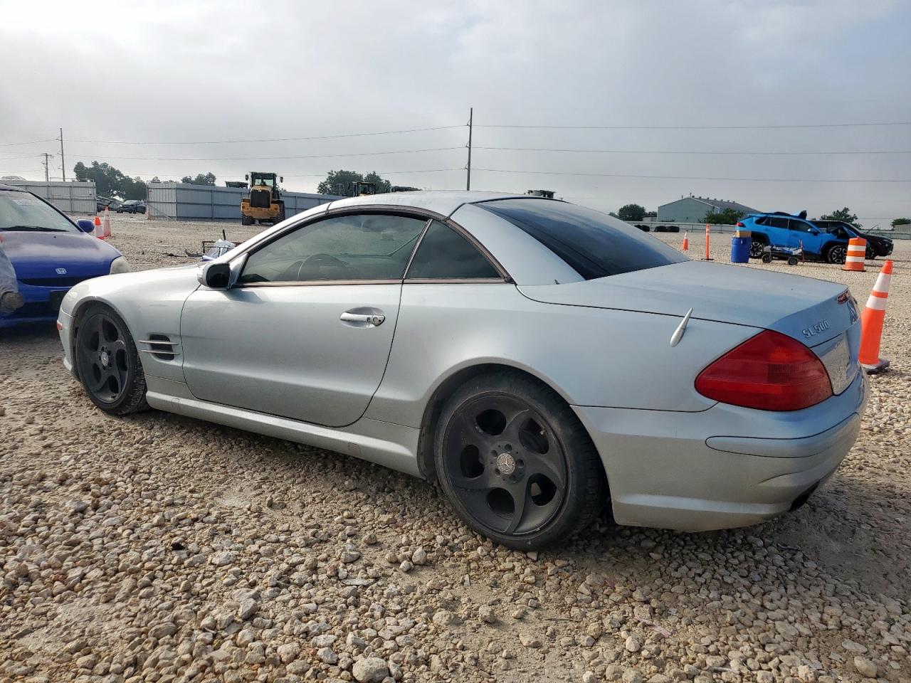 2004 Mercedes-benz Sl 500   Silver vin: WDBSK75F84F069402