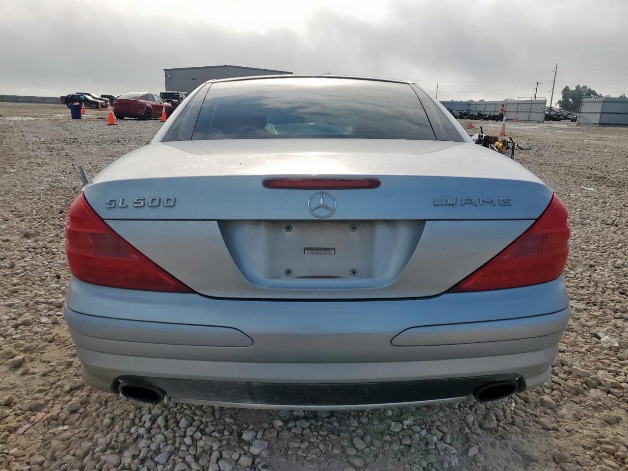 2004 Mercedes-benz Sl 500   Silver vin: WDBSK75F84F069402