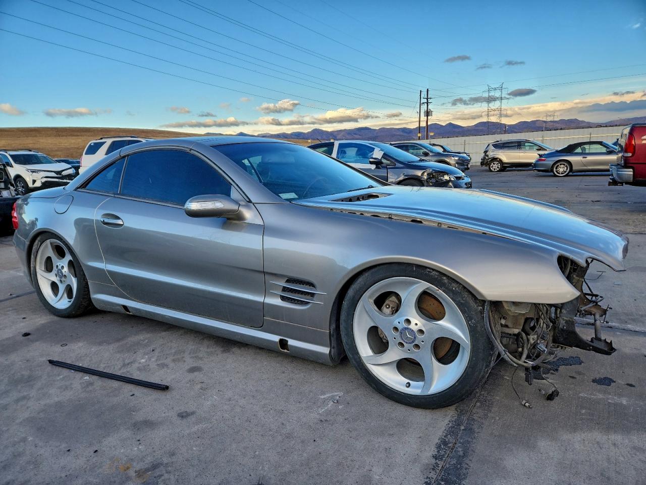 2004 Mercedes-benz Sl 500 Gray vin: WDBSK75F84F069657