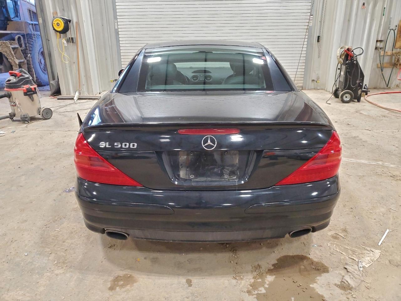 2005 Mercedes-benz Sl 500 Black vin: WDBSK75F85F092325