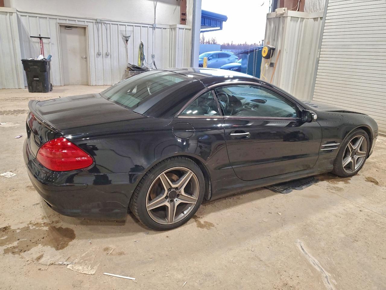 2005 Mercedes-benz Sl 500 Black vin: WDBSK75F85F092325