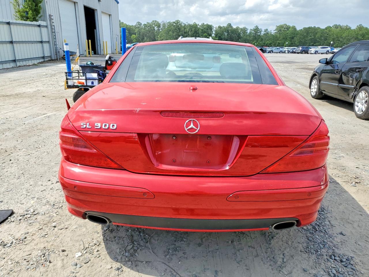 2006 Mercedes-benz Sl 500 Red vin: WDBSK75F86F110386