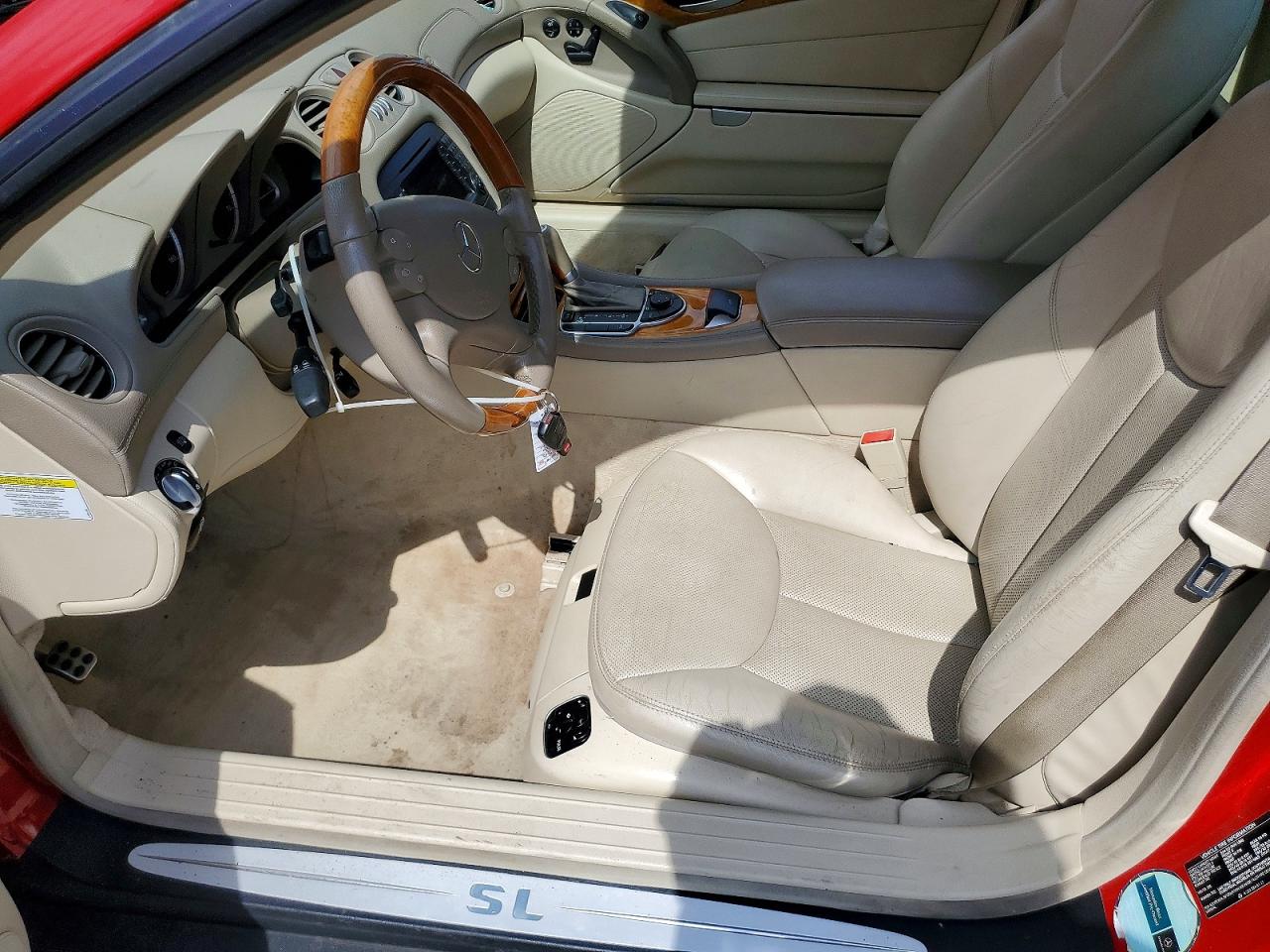 2006 Mercedes-benz Sl 500 Red vin: WDBSK75F86F110386