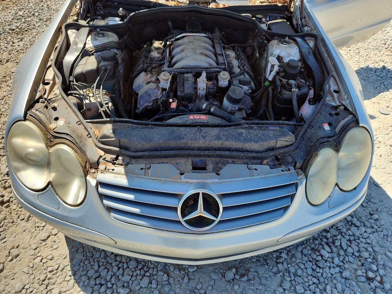 2004 Mercedes-benz Sl-class Silver vin: WDBSK75F94F077881