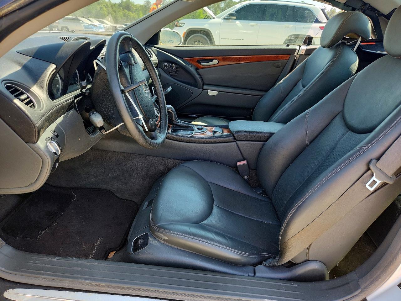 2004 Mercedes-benz Sl-class Silver vin: WDBSK75F94F077881