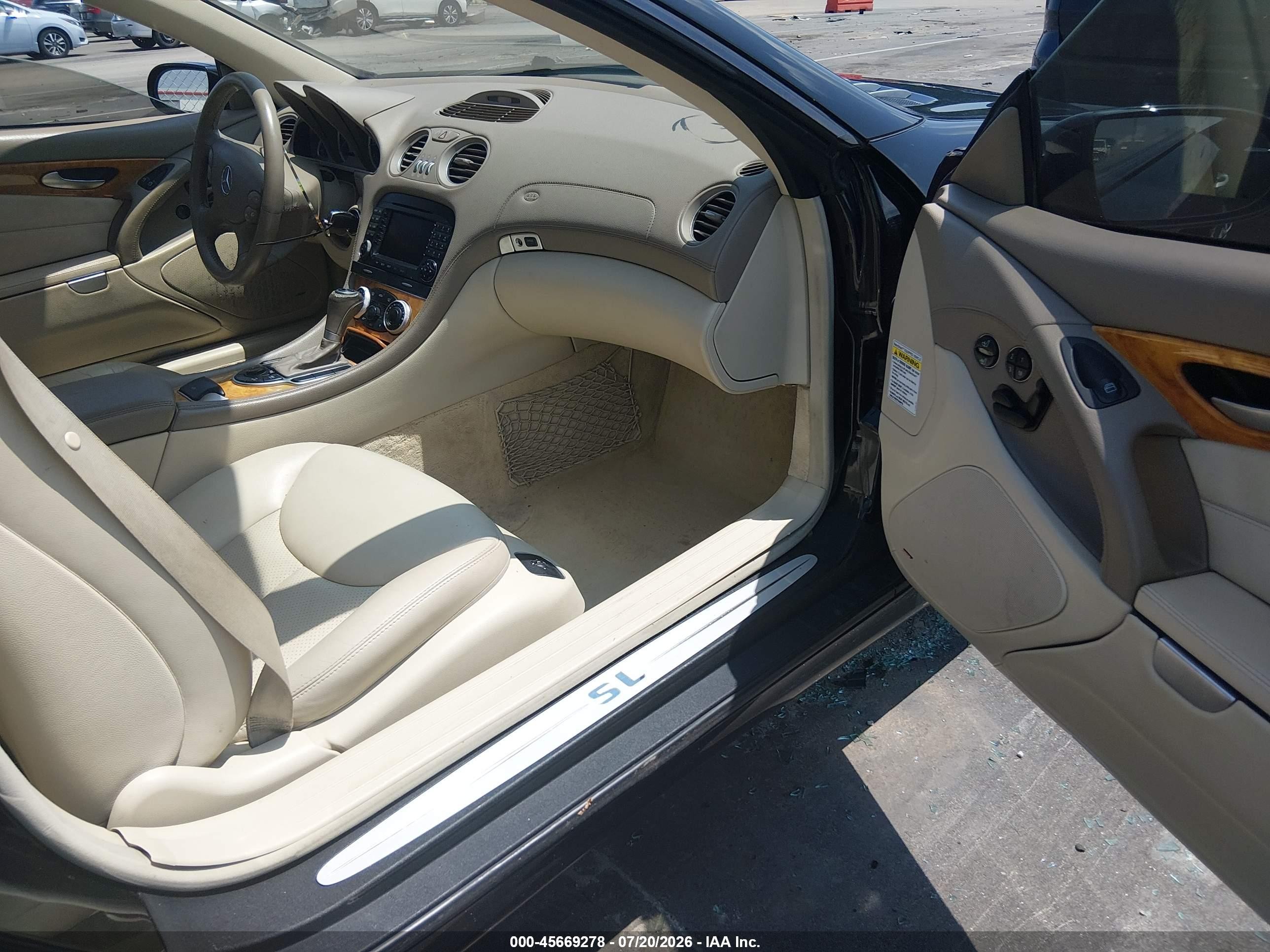 2005 Mercedes-benz Sl 500 Black vin: WDBSK75F95F095380