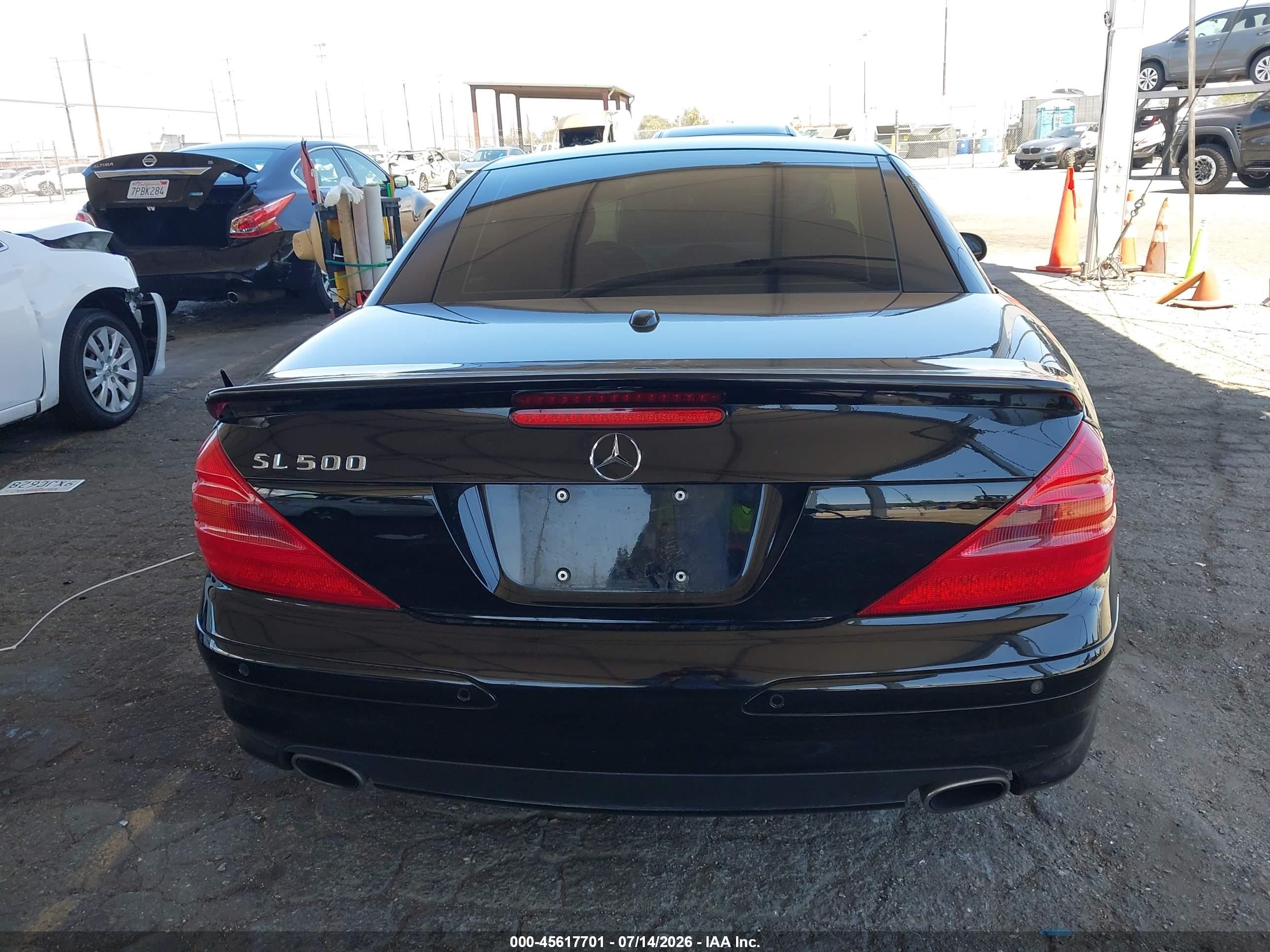 2006 Mercedes-benz Sl 500   Black vin: WDBSK75F96F110834