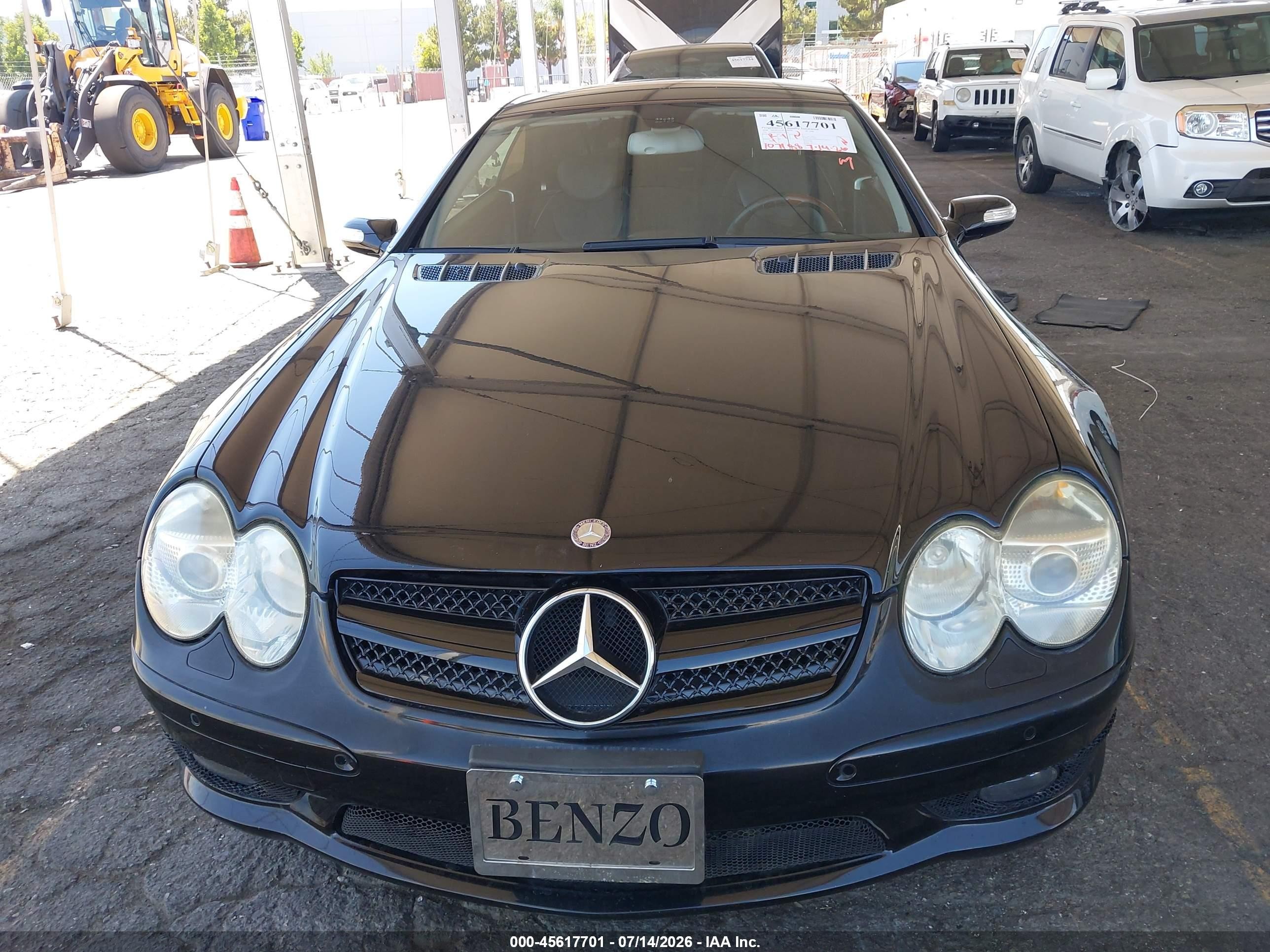 2006 Mercedes-benz Sl 500   Black vin: WDBSK75F96F110834
