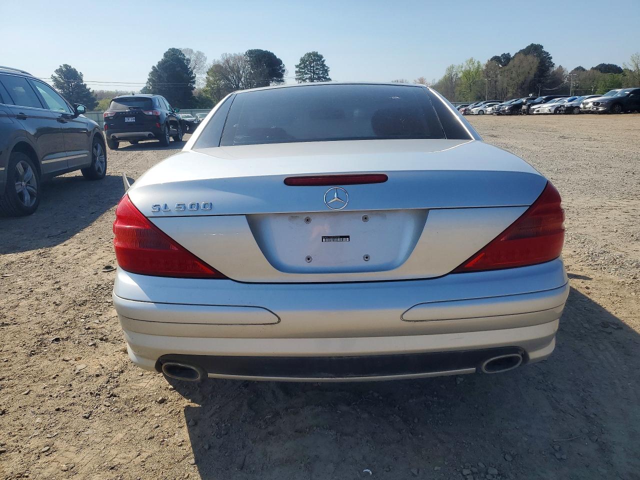 2004 Mercedes Benz Sl 500 Silver vin: WDBSK75FX4F064802