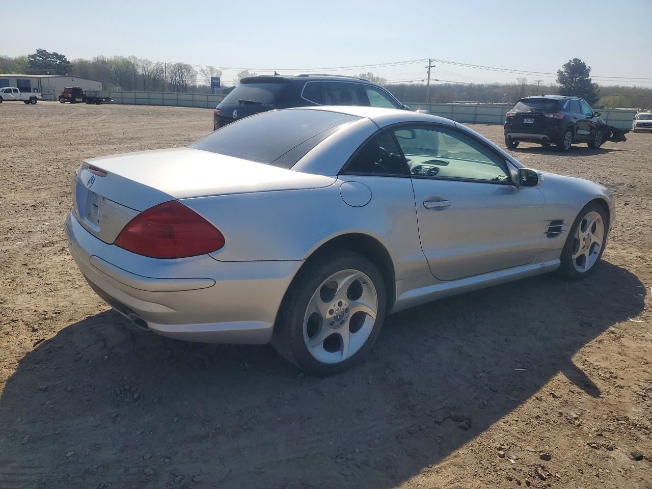 2004 Mercedes Benz Sl 500 Silver vin: WDBSK75FX4F064802