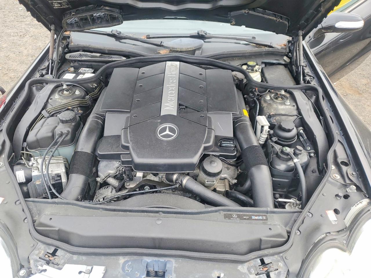 2004 Mercedes-benz Sl 500 Black vin: WDBSK75FX4F066940