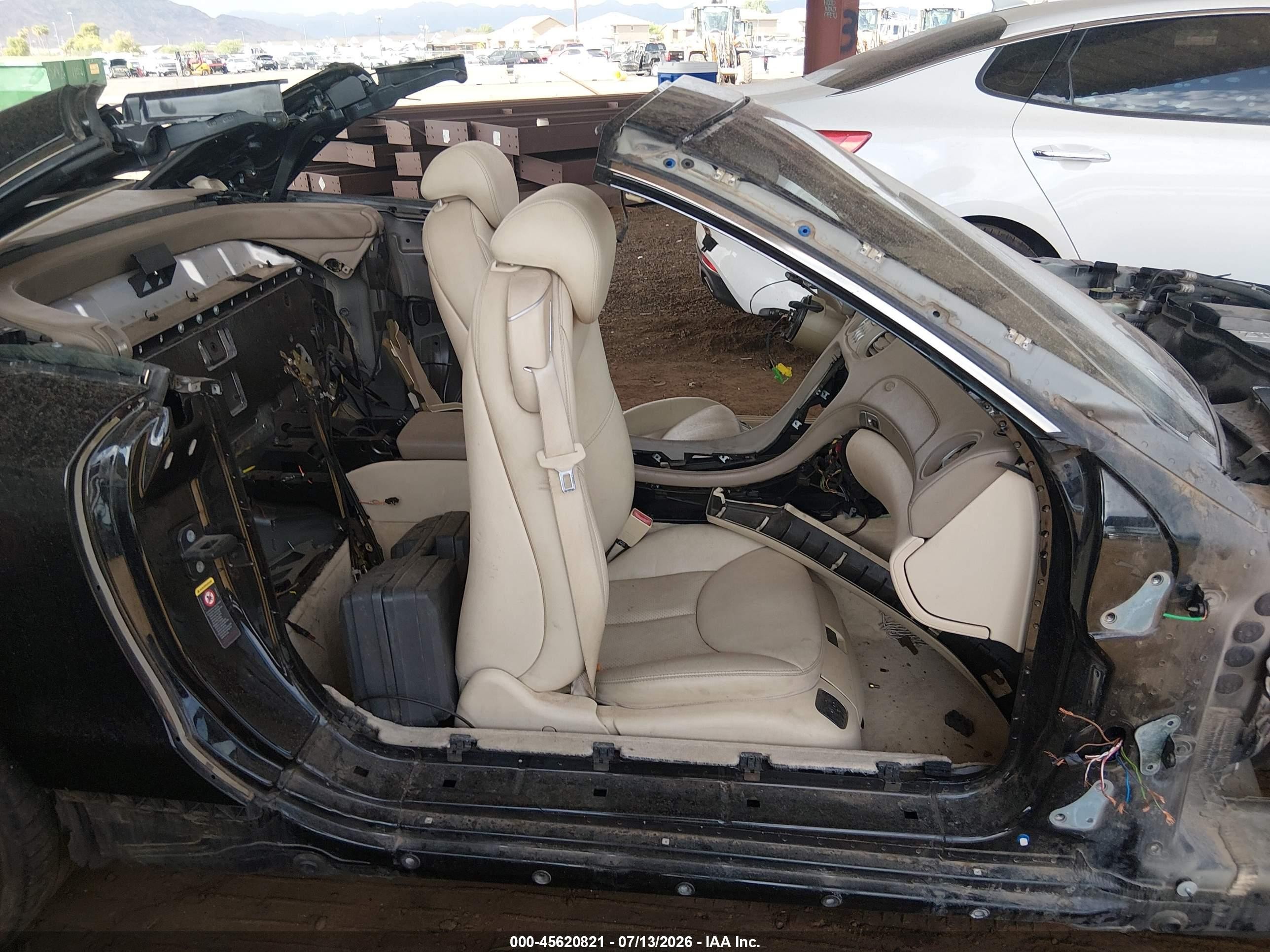 2004 Mercedes-benz Sl 500   Black vin: WDBSK75FX4F075735