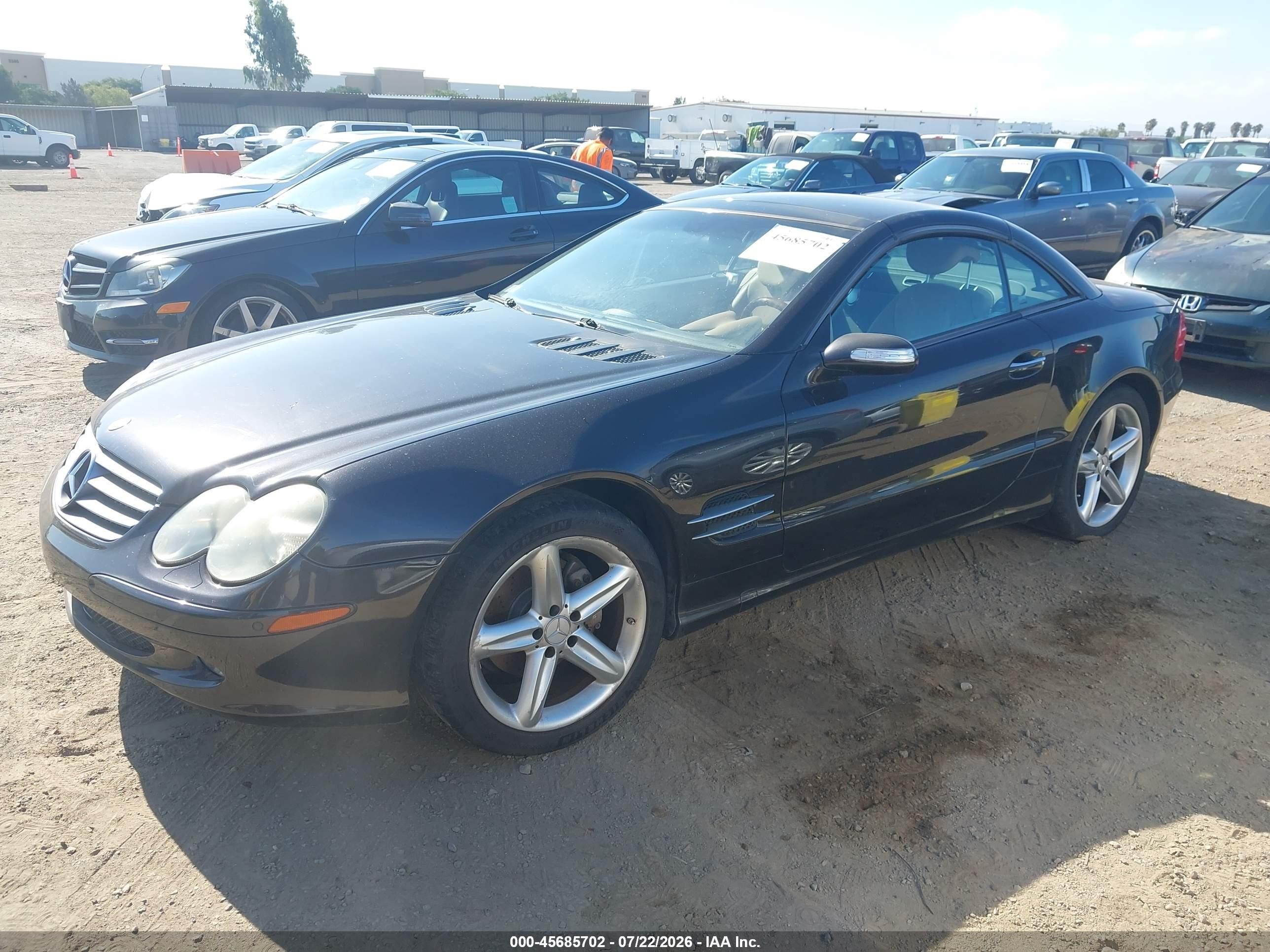 2004 Mercedes-benz Sl 500   Black vin: WDBSK75FX4F076089