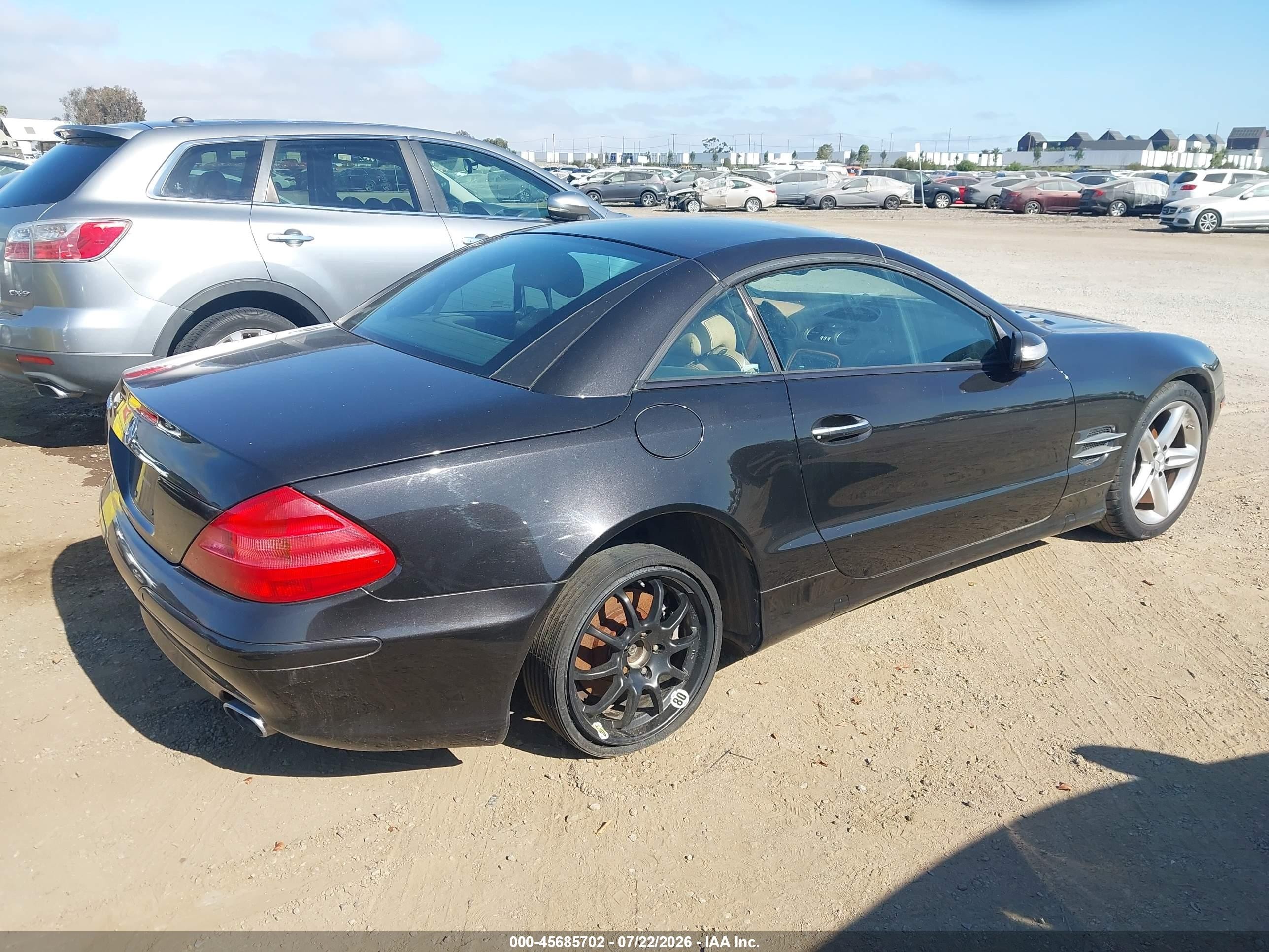 2004 Mercedes-benz Sl 500   Black vin: WDBSK75FX4F076089