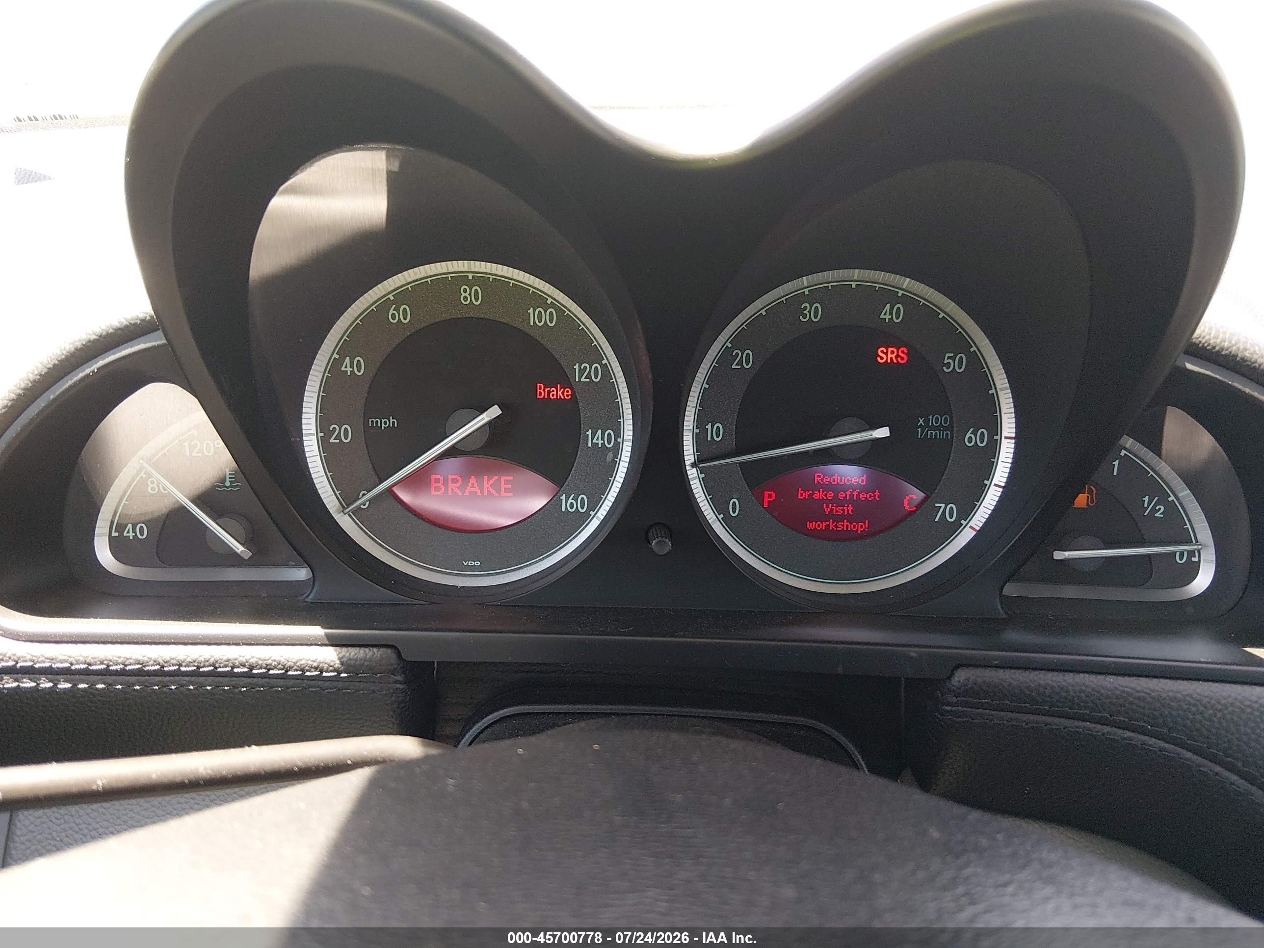 2004 Mercedes-benz Sl 500   Черный vin: WDBSK75FX4F084757