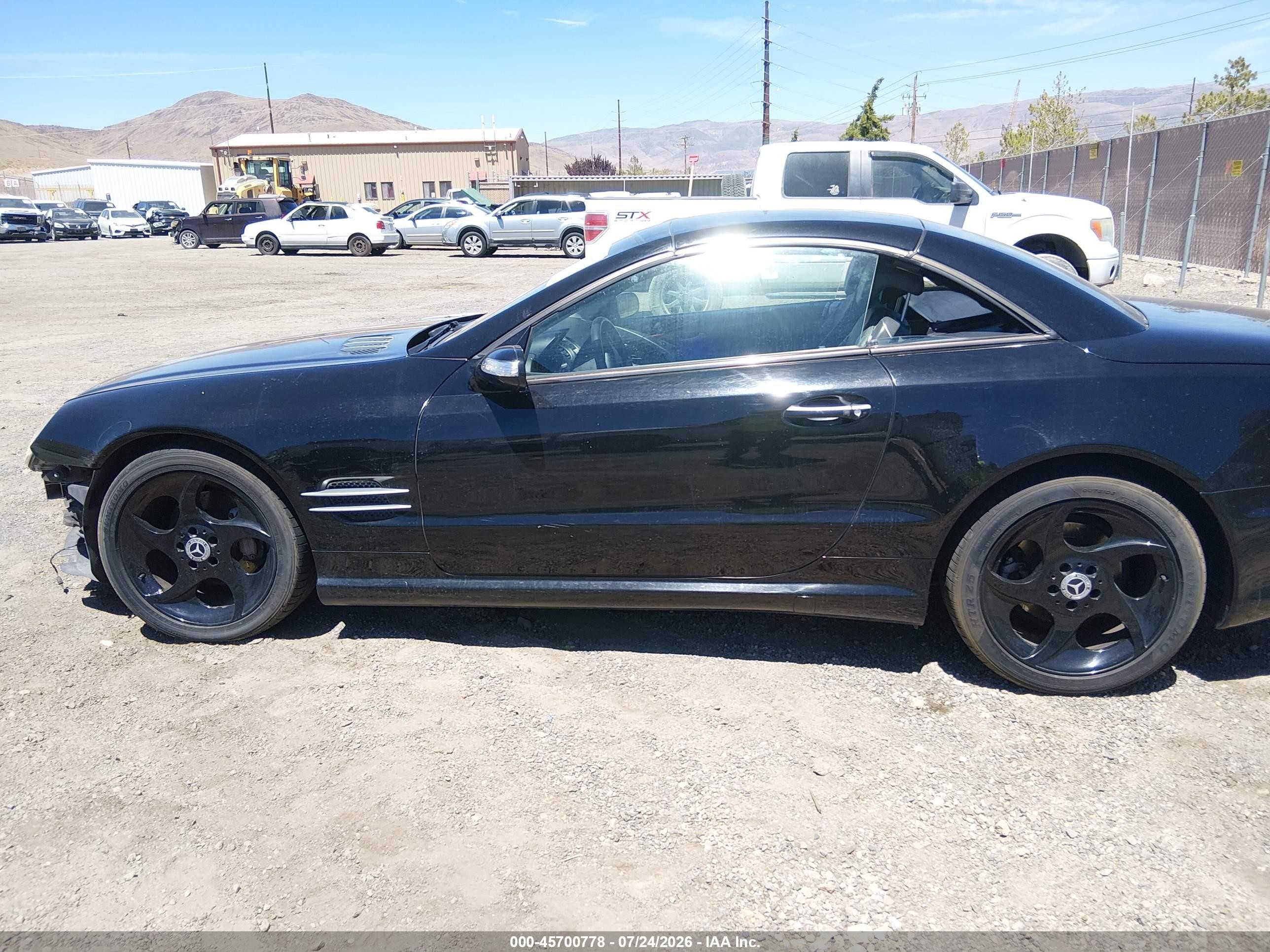 2004 Mercedes-benz Sl 500   Черный vin: WDBSK75FX4F084757