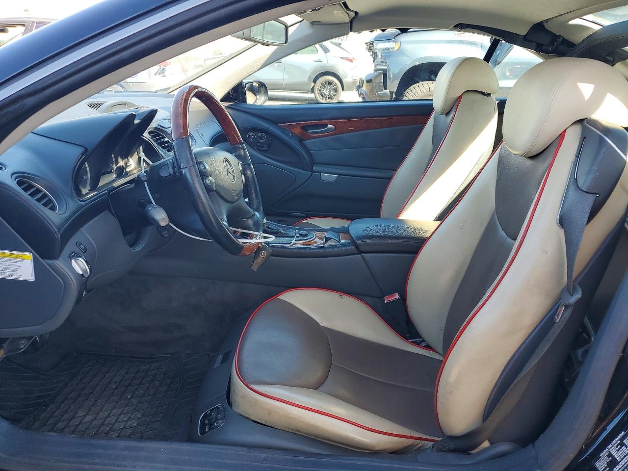 2005 Mercedes-benz Sl 500 Black vin: WDBSK75FX5F102952