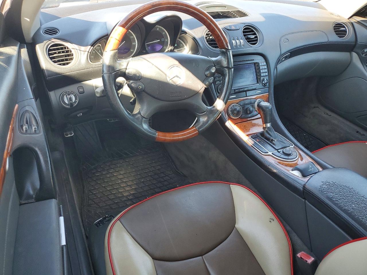 2005 Mercedes-benz Sl 500 Black vin: WDBSK75FX5F102952