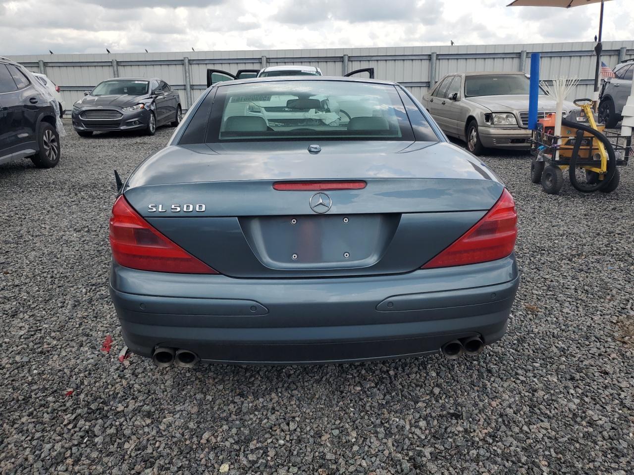 2006 Mercedes-benz Sl 500 Бирюзовый vin: WDBSK75FX6F110910