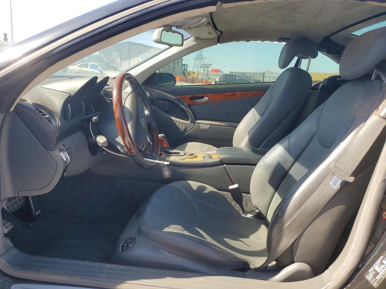 2004 Mercedes-benz Sl 600 Черный vin: WDBSK76F84F072959