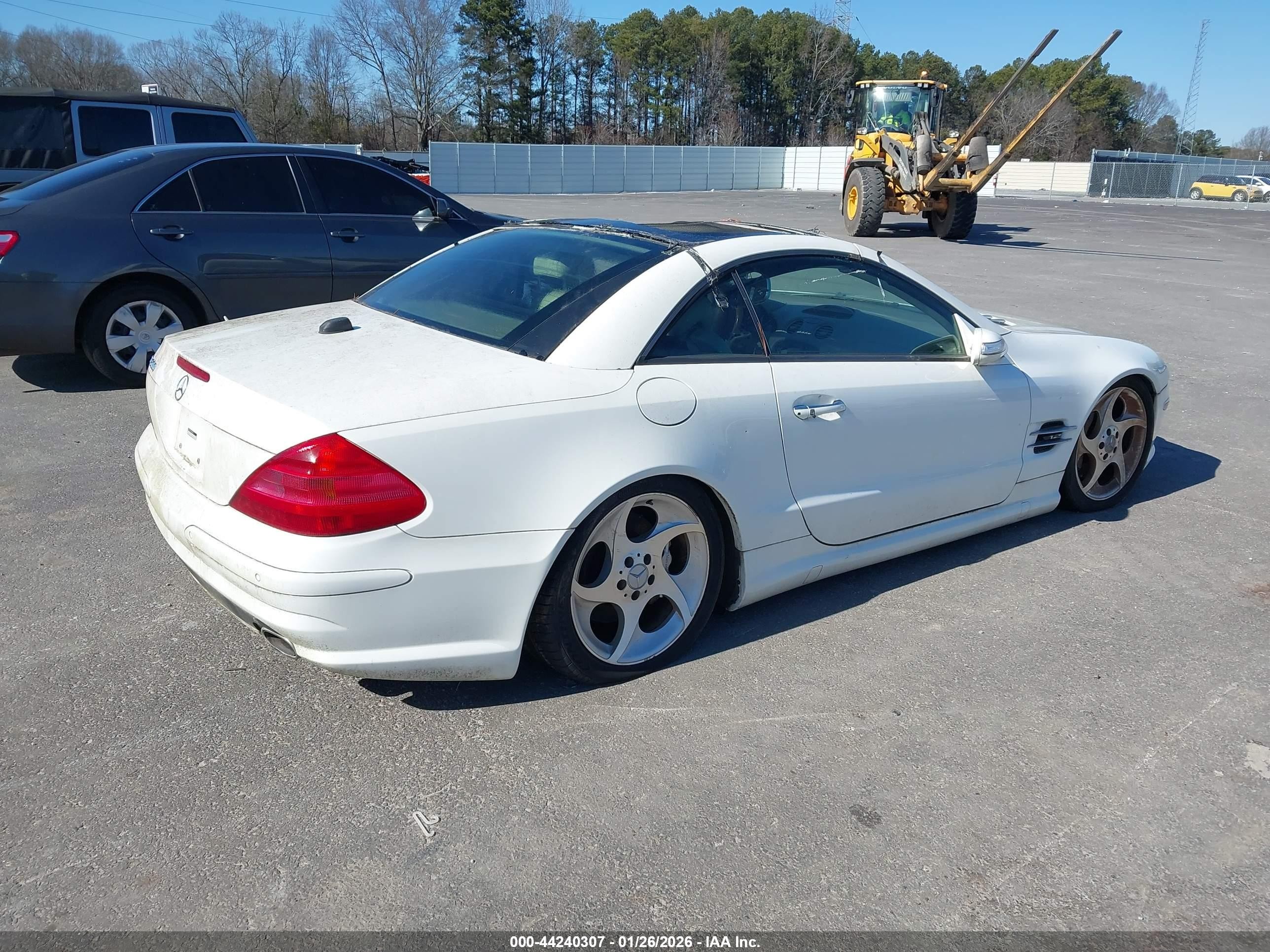 2005 Mercedes-benz Sl 600   Белый vin: WDBSK76FX5F096231