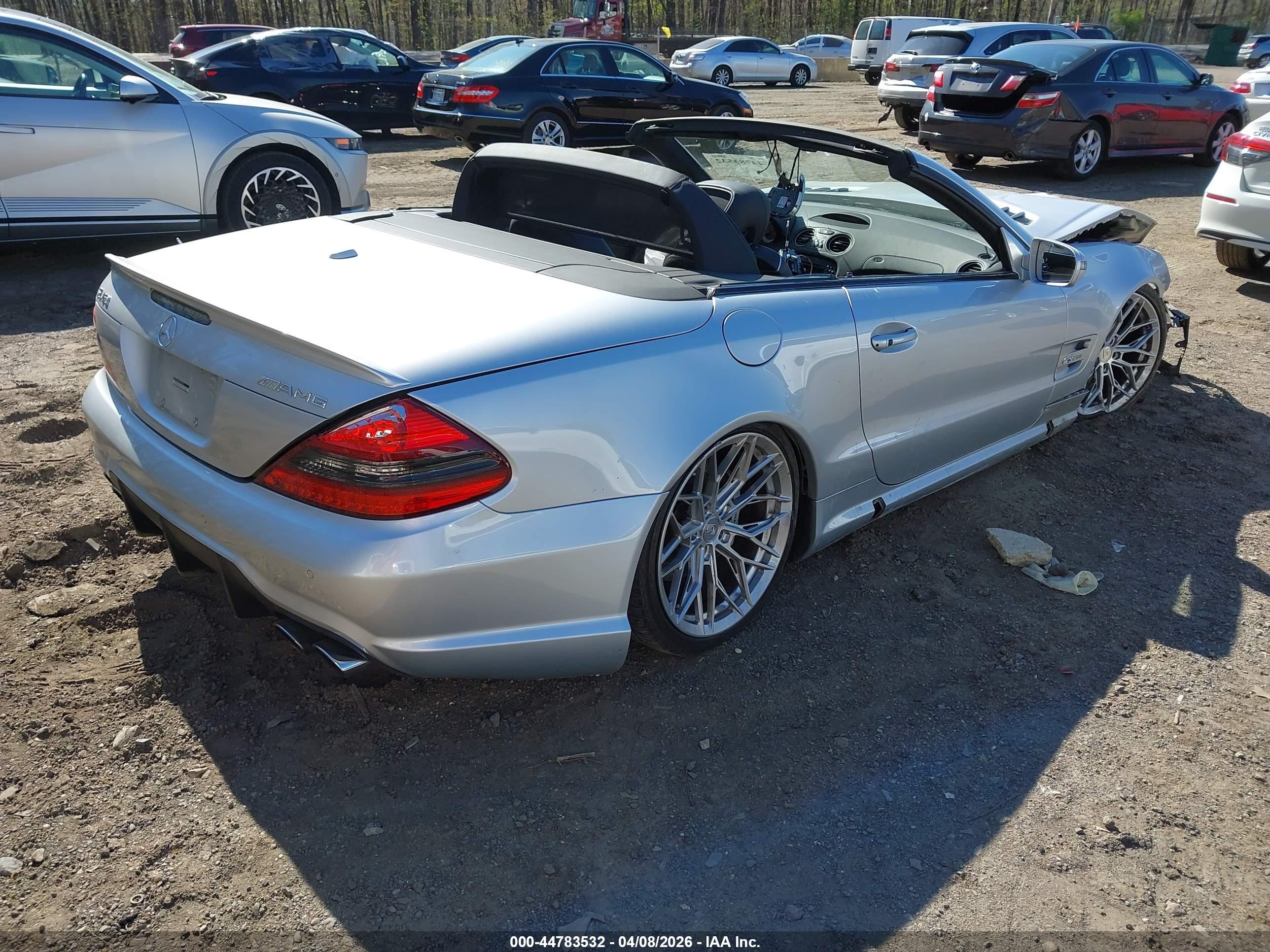2011 Mercedes-benz Sl 63 Amg   Silver vin: WDBSK7AA4BF162246