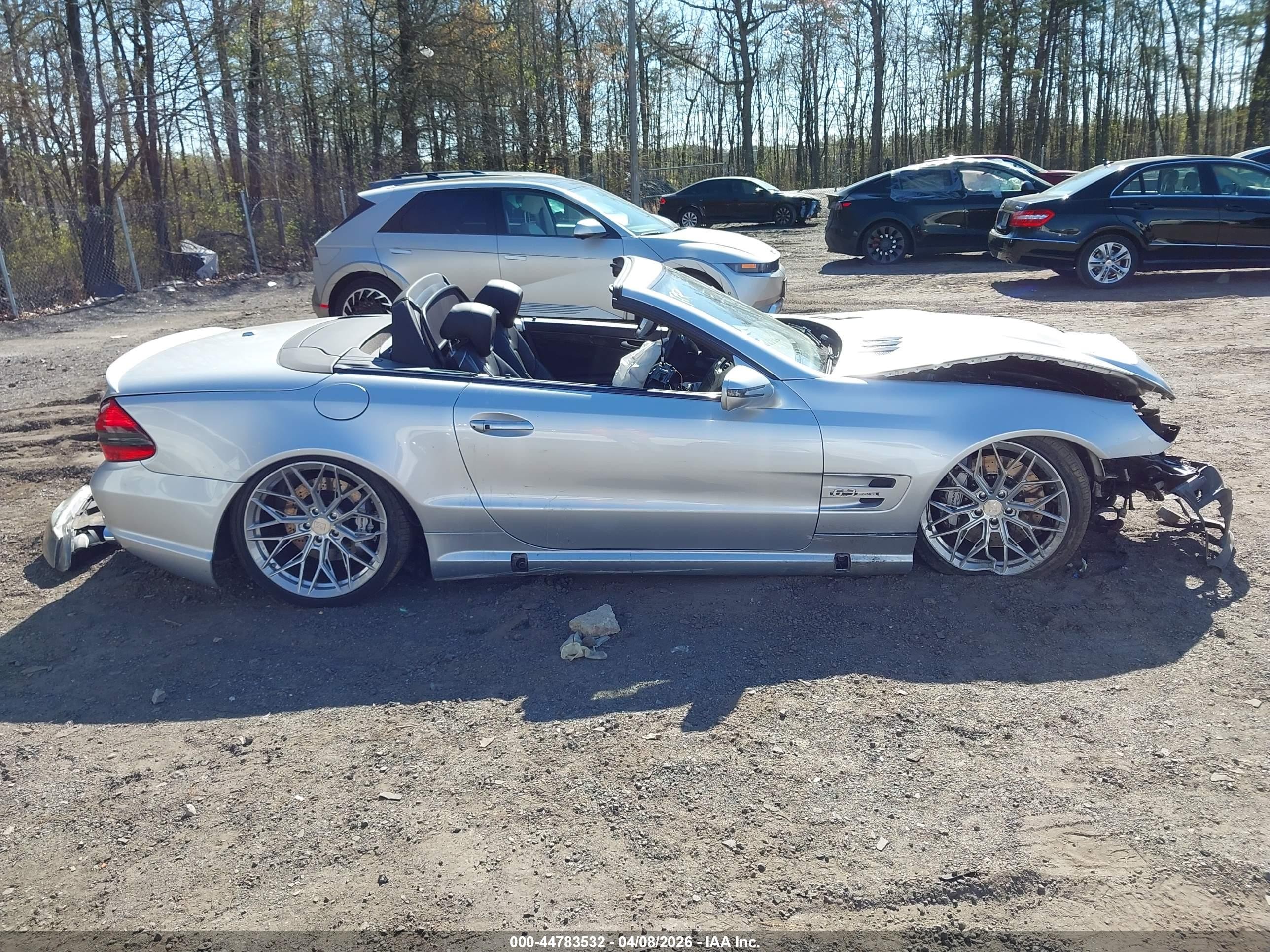 2011 Mercedes-benz Sl 63 Amg   Silver vin: WDBSK7AA4BF162246