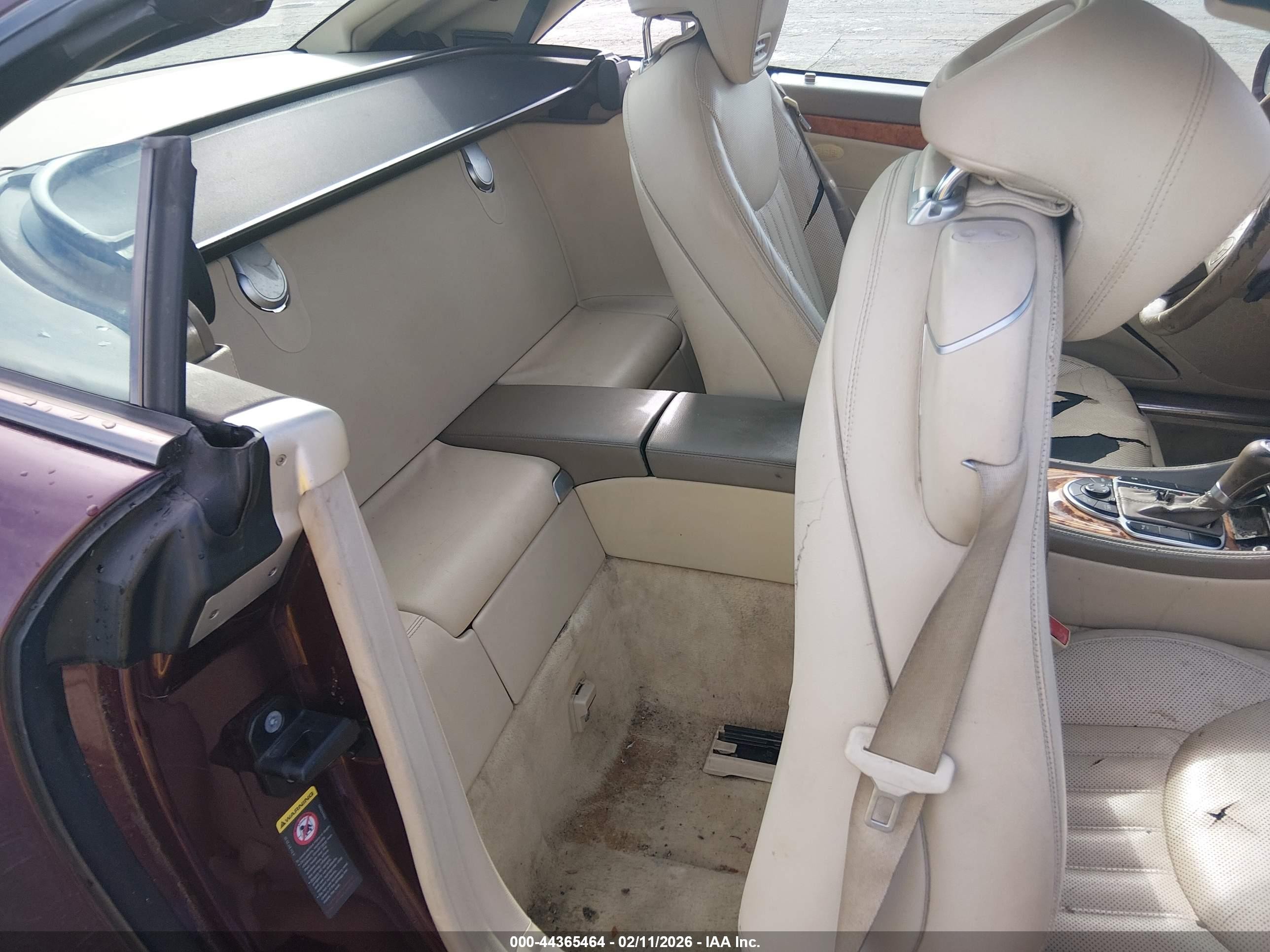 2011 Mercedes-benz Sl 550   Burgundy vin: WDBSK7BA0BF166342