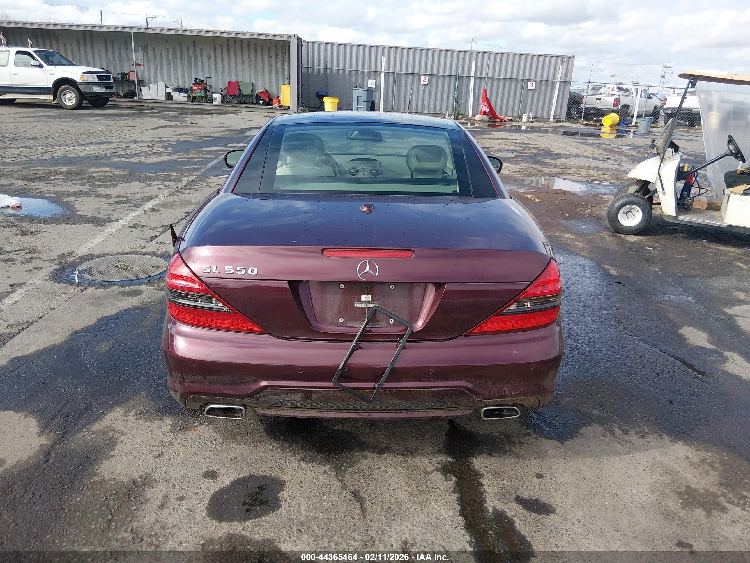 2011 Mercedes-benz Sl 550   Burgundy vin: WDBSK7BA0BF166342