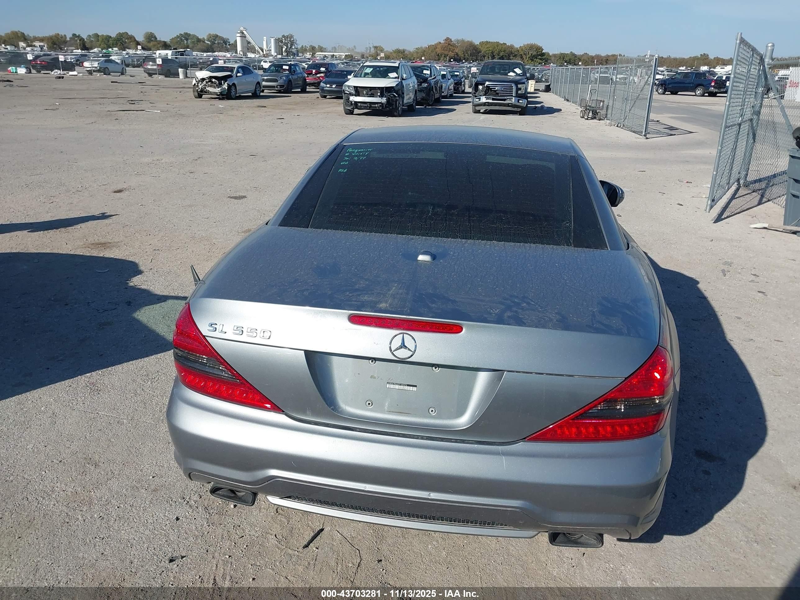 2012 Mercedes-benz Sl 550   Gray vin: WDBSK7BA2CF169373