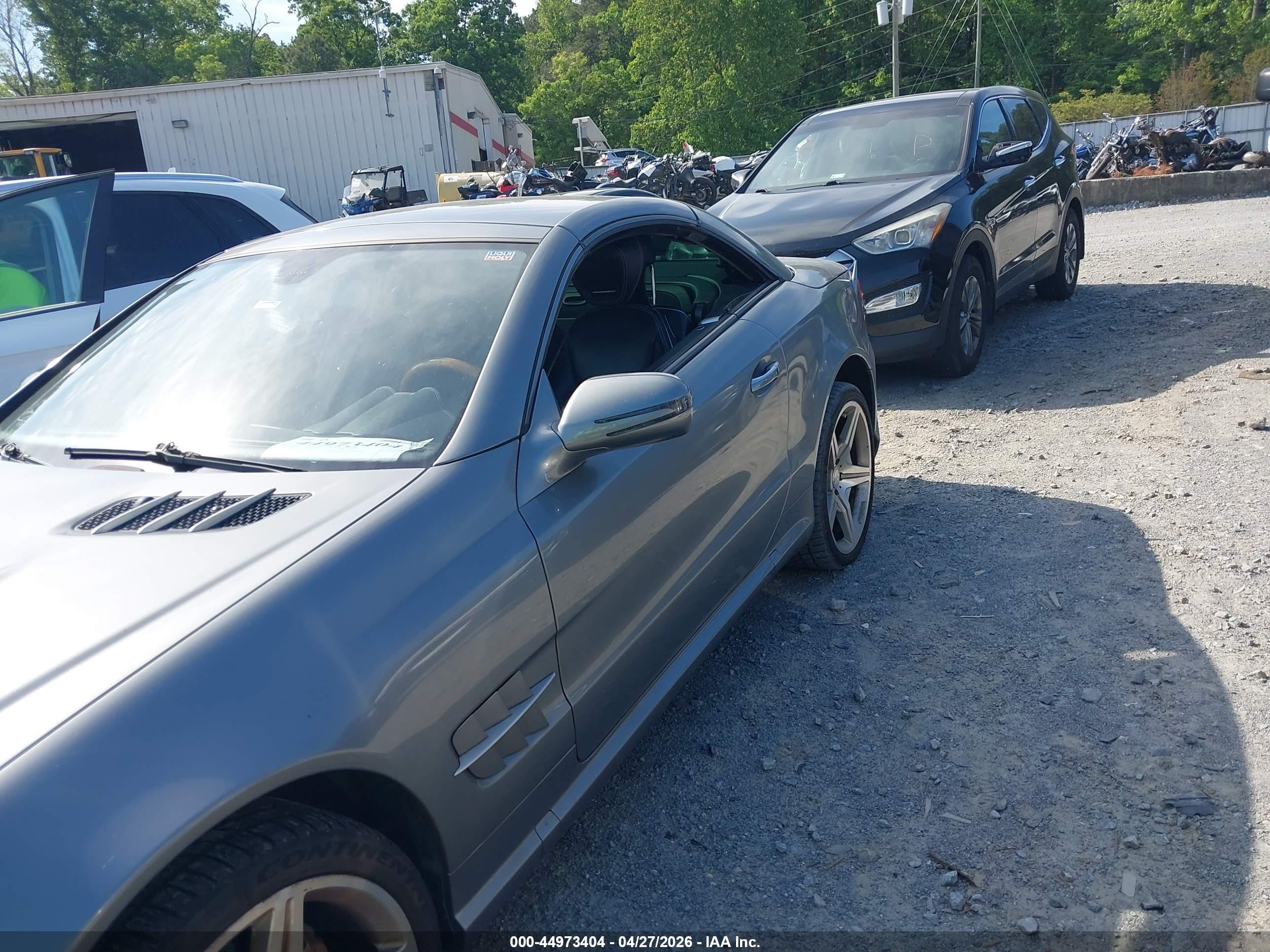 2012 Mercedes-benz Sl 550   Silver vin: WDBSK7BA3CF169379