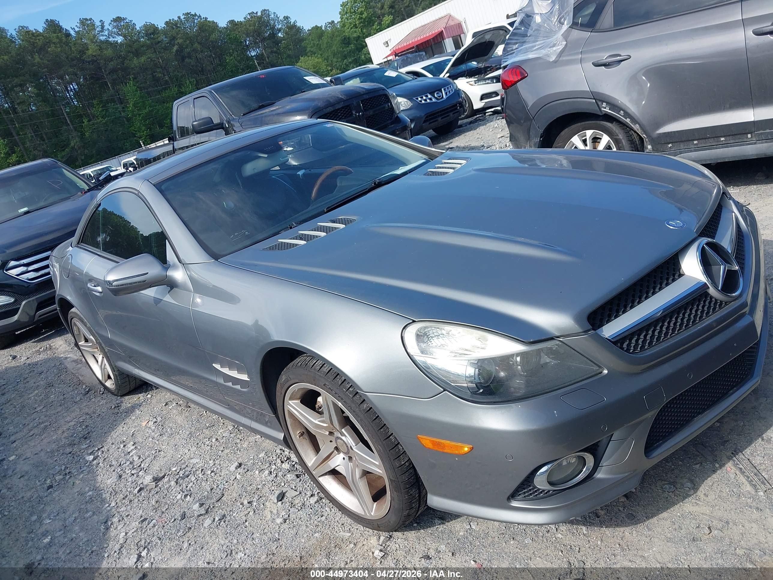 2012 Mercedes-benz Sl 550   Silver vin: WDBSK7BA3CF169379