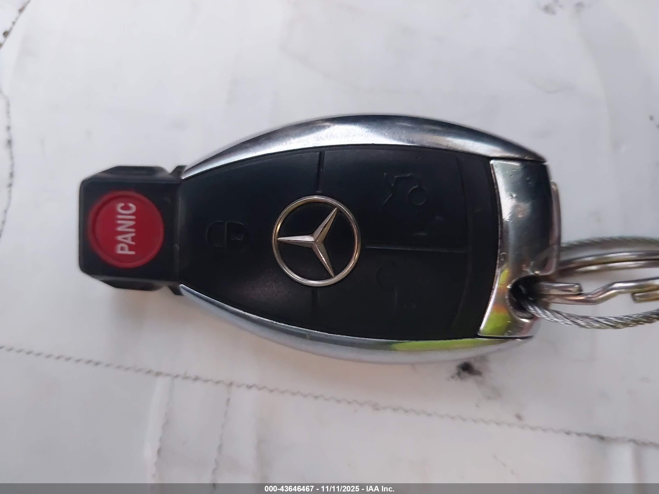 2011 Mercedes-benz Sl 550   Серый vin: WDBSK7BA4BF161807