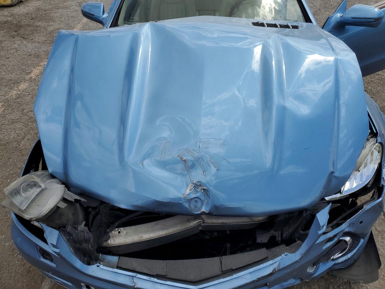 2011 Mercedes-benz Sl 550 Blue vin: WDBSK7BA4BF163346