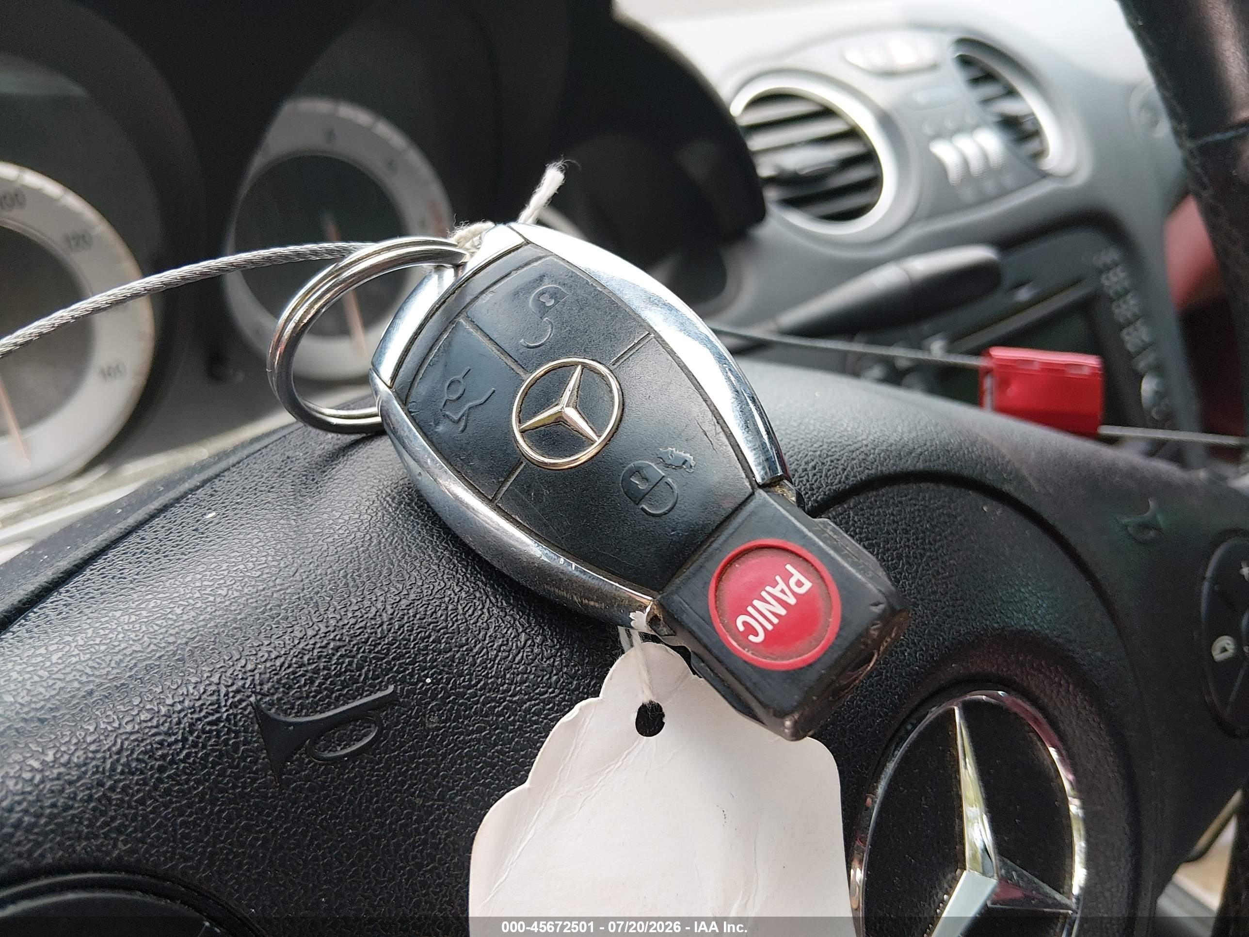 2012 Mercedes-benz Sl 550   Black vin: WDBSK7BA4CF168337
