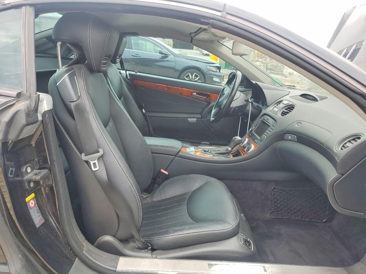 2011 Mercedes-benz Sl 550 Black vin: WDBSK7BA6BF161534