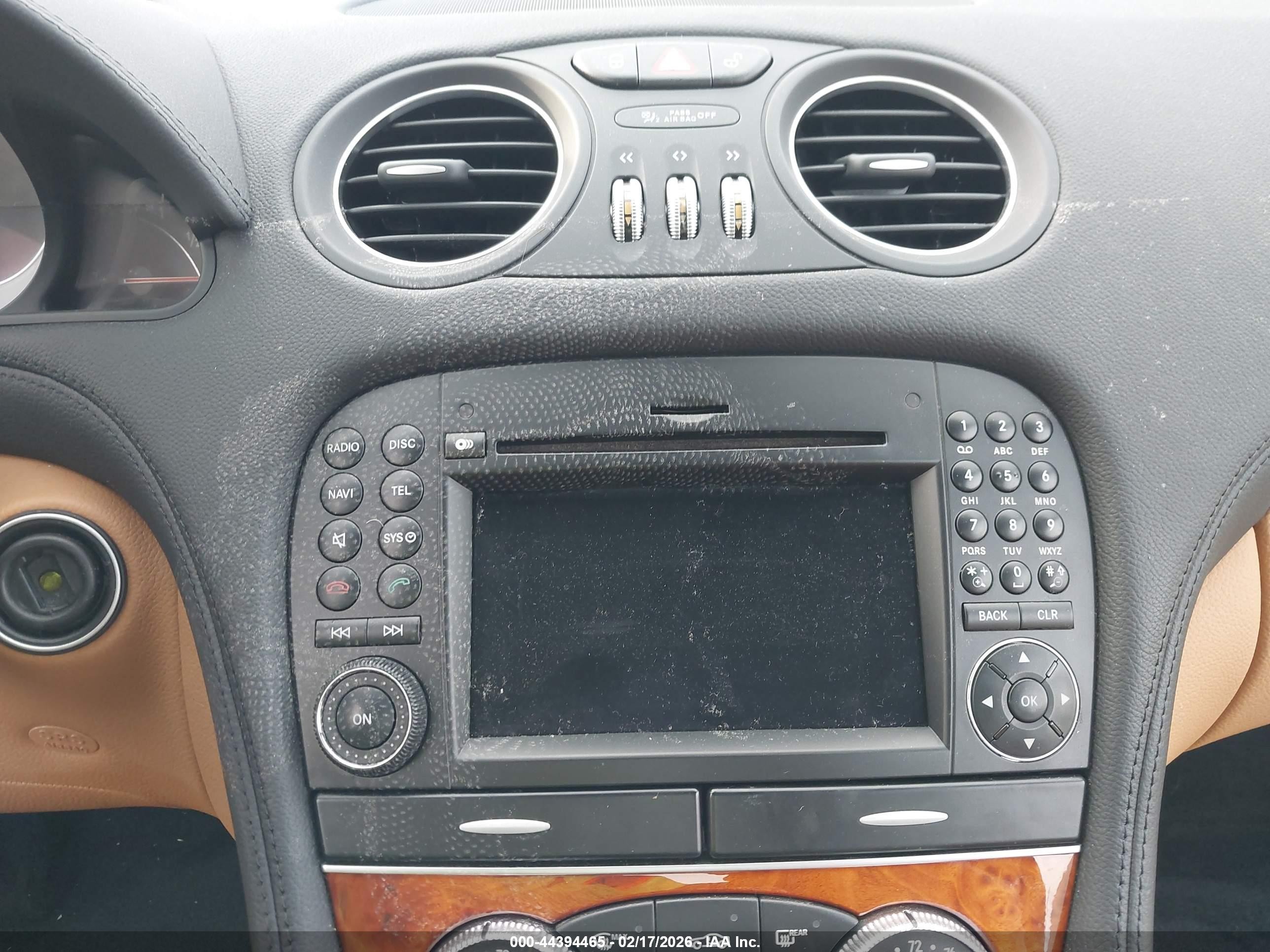 2011 Mercedes-benz Sl 550   Black vin: WDBSK7BA6BF161856