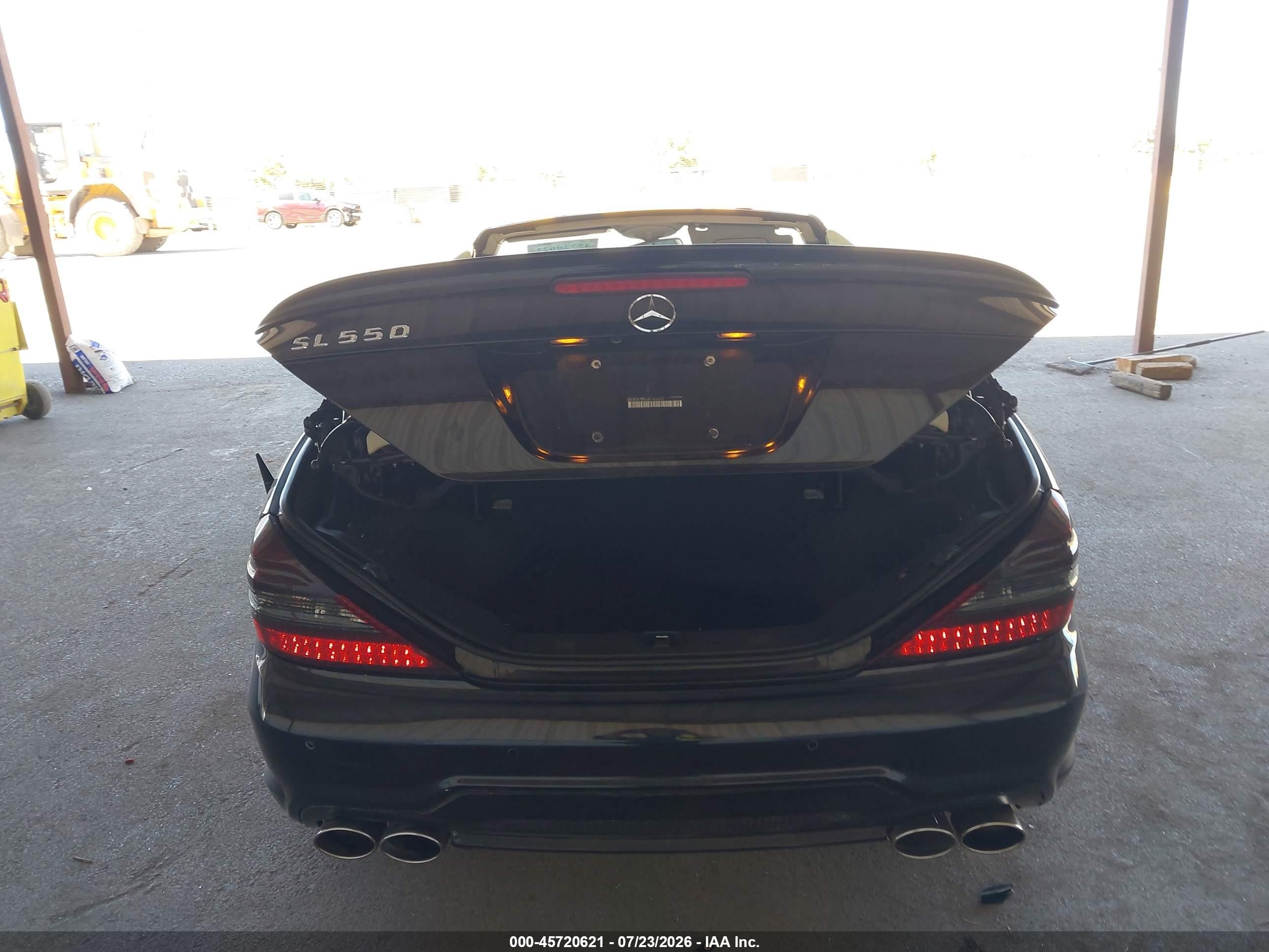 2011 Mercedes-benz Sl 550   Black vin: WDBSK7BA6BF165437