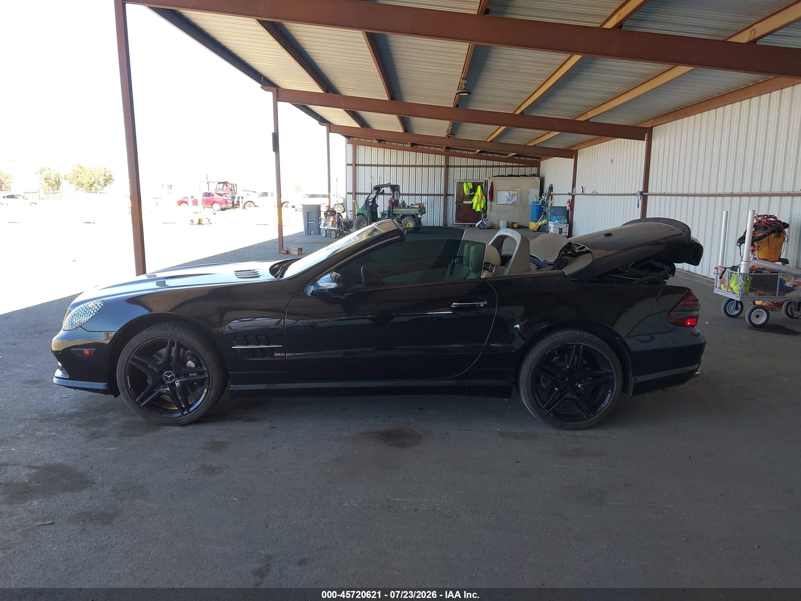 2011 Mercedes-benz Sl 550   Black vin: WDBSK7BA6BF165437