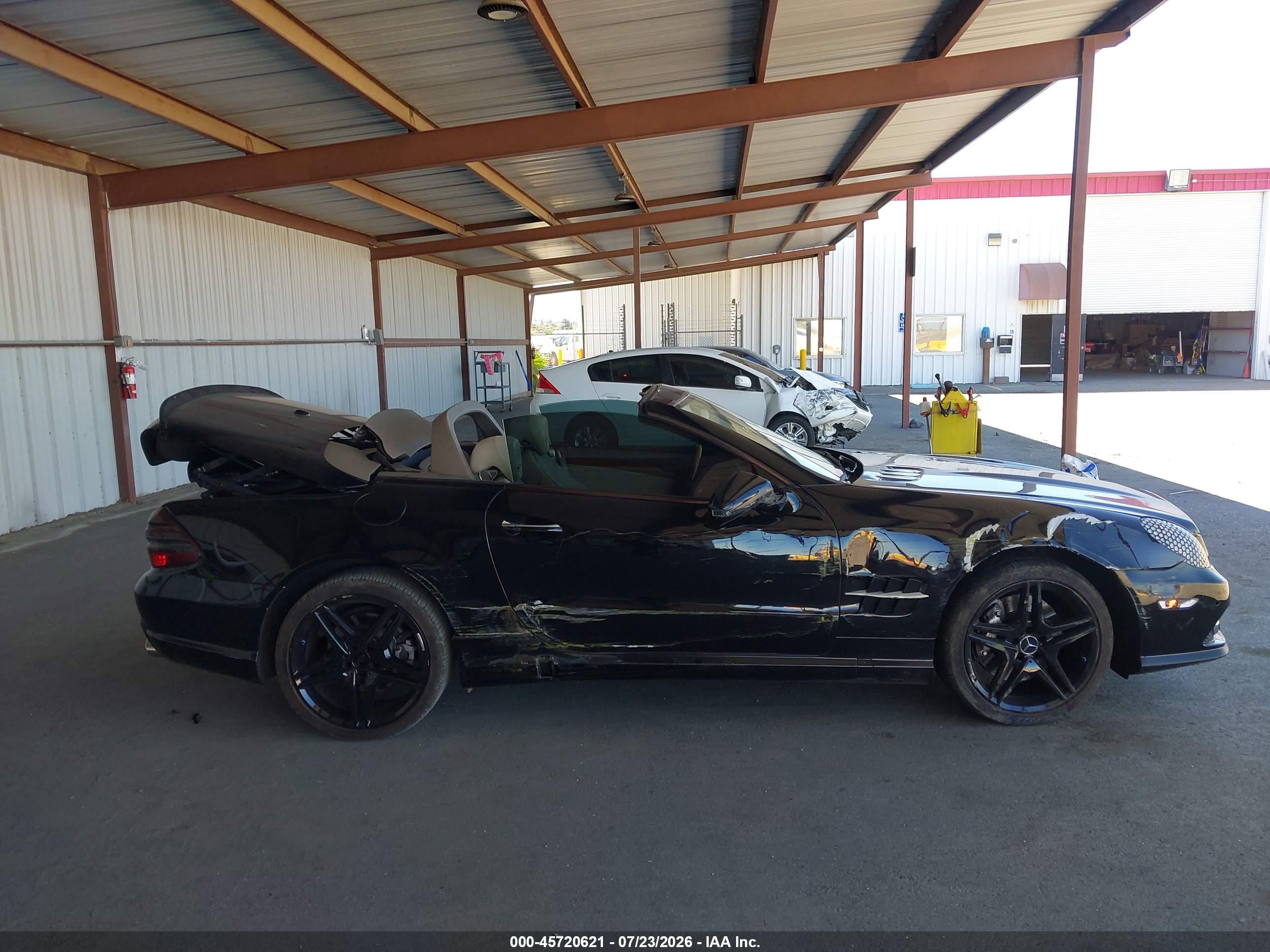 2011 Mercedes-benz Sl 550   Black vin: WDBSK7BA6BF165437