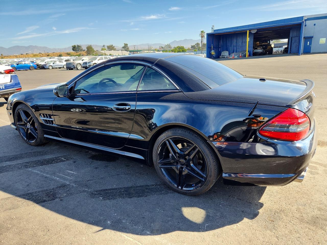 2011 Mercedes-benz Sl 550 Черный vin: WDBSK7BA6BF165437